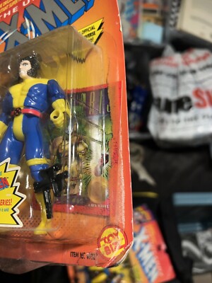 THE UNCANNY X-MEN 3rd EDITION WOLVERINE ACTION FIGURE ON