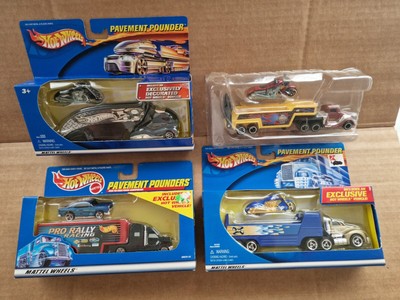 Hot Wheels Lot of 4 Pavement Pounders Scorchin Scooter Pro Racing Rally D6!
