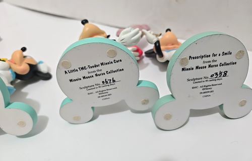 4 Disney Minnie Mouse Krankenschwester Sammlung niedrige Besetzung Zahlen EUC - Bild 6 von 17