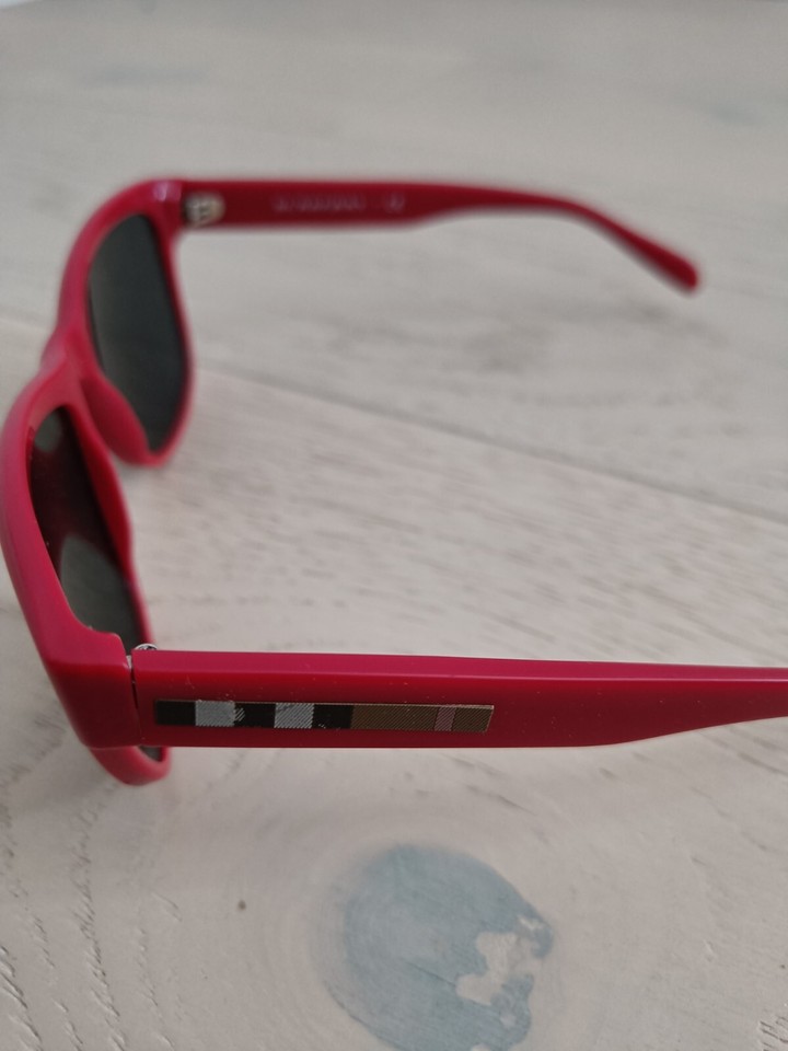 Burberry Sunglasses Red & signature pattern BE4131 3364/87 eBay