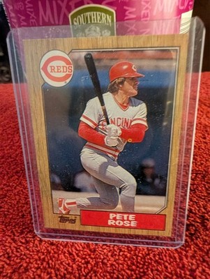 Lor of 5 Topps Pete Rose cards Reds