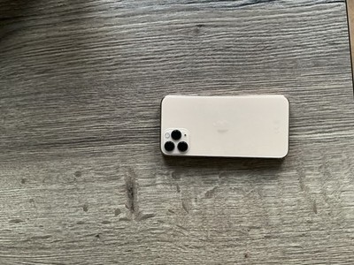 Apple iPhone 11 Pro A2215 - 256GB - Gold (Ohne Simlock) (Dual - SIM)