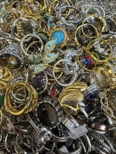Lot Of (25) Costume Jewelry Rings Vintage To Modern Grab Bag Random
