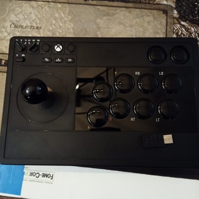8Bitdo Wireless Arcade Fight Stick for Xbox Series X|S, Xbox One and Windows 10