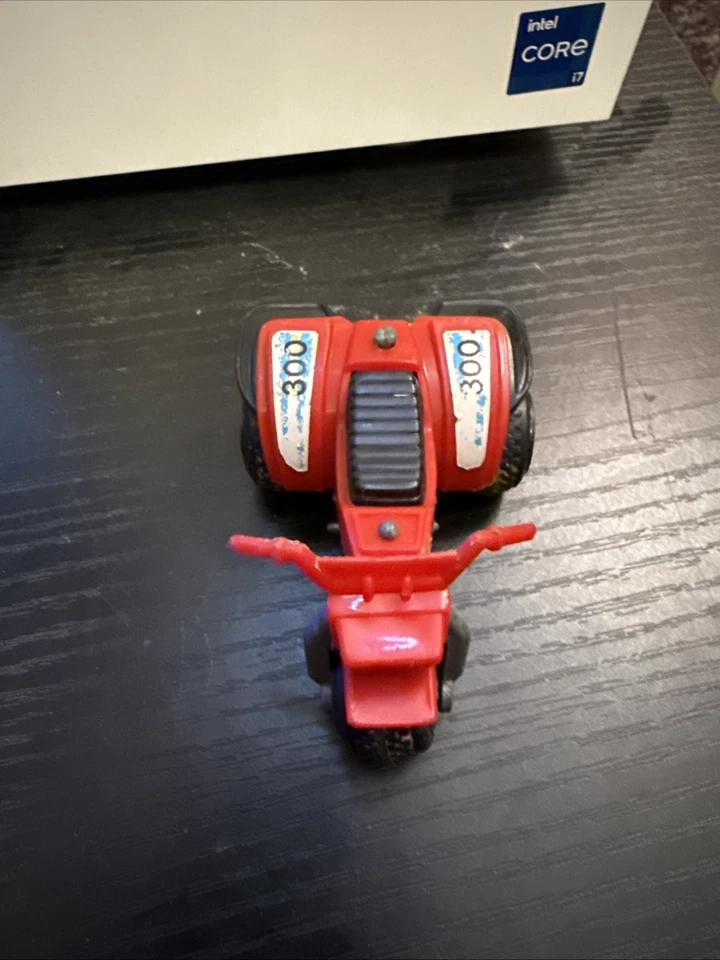 De colección Años 80 Honda 300 ATV 3 Ruedas Diecast Rojo Máquina de la Muerte Juguete Foto 3 de 4