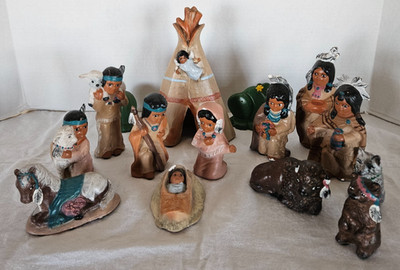VINTAGE Large Native American Indian Themed Christmas Nativity