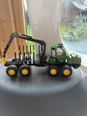 Siku John Deere  Baumstamm Transporter 1510E, Maßstab 1:32
