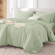 7 Pieces Queen Comforter Set, Seersucker Bed in a Queen 88"x88" Light Green