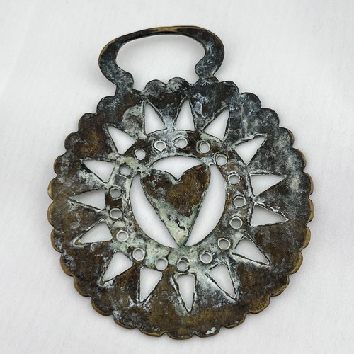 Brass Horse Medallion Antique English Heart Sun Card Suit Stamped Parade Harness - Picture 6 of 7