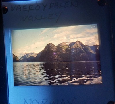 35mm fotografische Dias.  Norwegen verschiedene Orte x 15 Dias. Gute Qualität.
