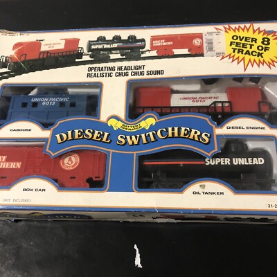 Vintage 1989 Scientific Toys #6032 Battery Operated Diesel Switchers Train.