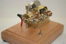 EngineXpert M20 1.6cc Mini 4-Stroke Gas Engine Model - Hit & Miss Horizontal