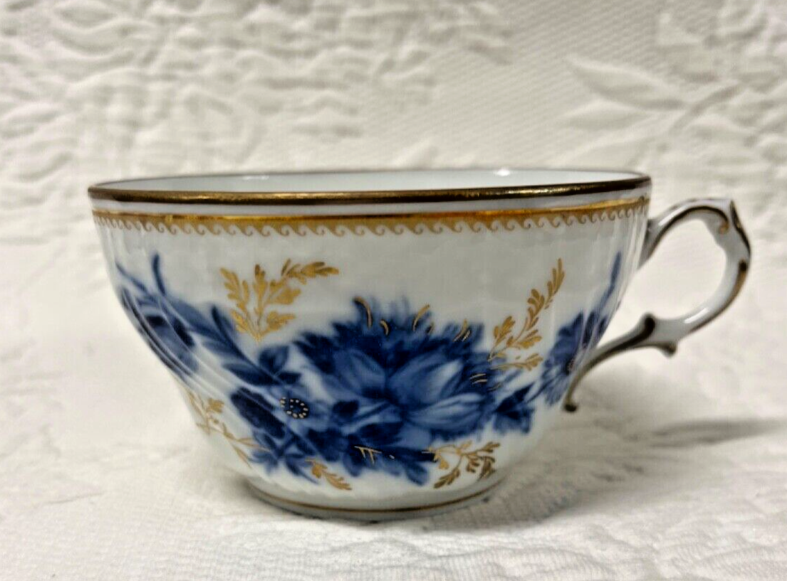 RARE Ginori 1735 Santa Margherita Tea Cup - Vecchio Ginori Shape