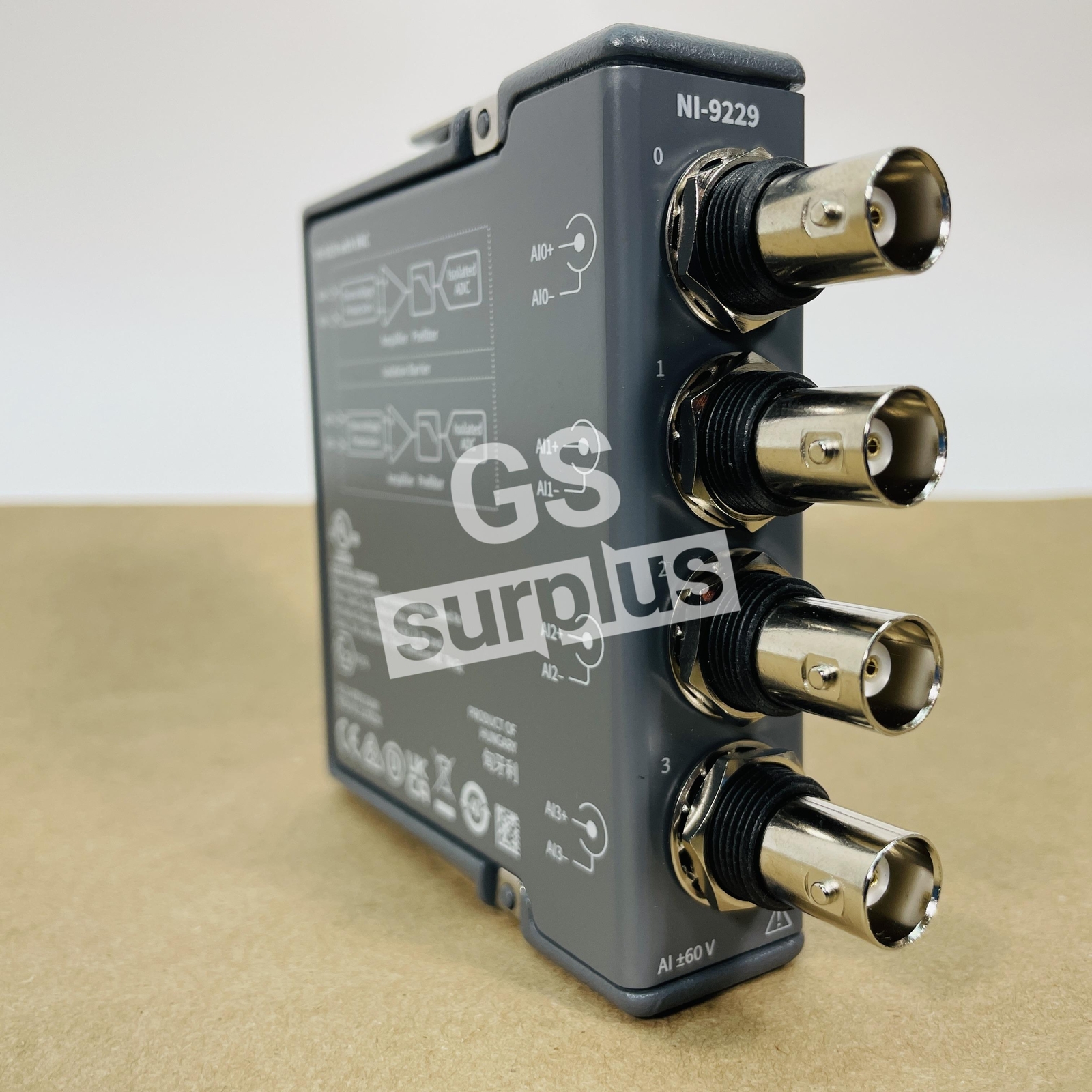 NATIONAL INSTRUMENTS 780180-01 / NI 9229 WITH BNC (New no box)