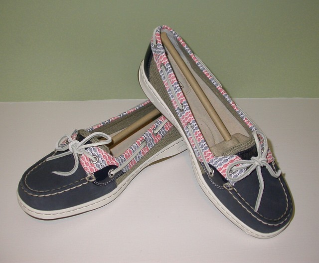 sperry angelfish navy