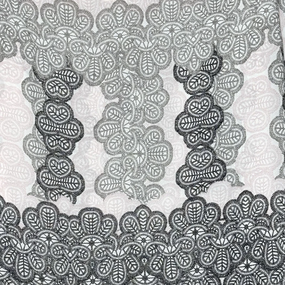 Violet & Claire 1X Shirt Top Gray Pink Paisley 3/4 Sleeve V Neck Casual Womens - Image 2 of 4