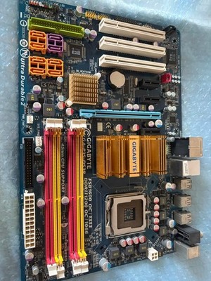 GIGABYTE GA-EP45-UD3P Intel P45 ATX Motherboard LGA 775 DDR2 DIMM