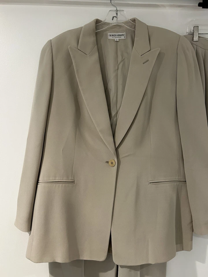 Traje de mujer WOW 3 Giorgio Armani Le Collezioni 3 piezas talla 14 mezcla de seda desnudo Foto 2 de 4