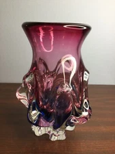 Beautiful Sanyu Narumi Fantasy Red Blended Art Vase Vintage 8” Heavy Glass