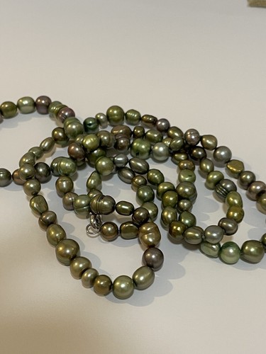 Honora Pearl Long Flapper style green pearl necklace with 925 silver clasp - Picture 16 of 17