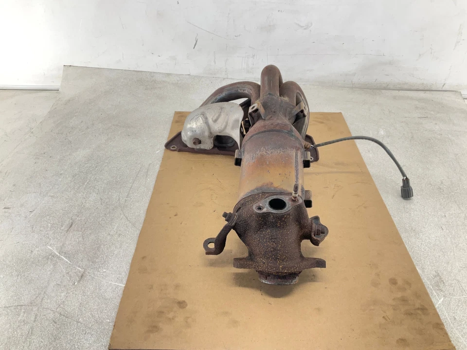 Colector de escape Toyota Avalon 2,5 L 13-18 Foto 3 de 4