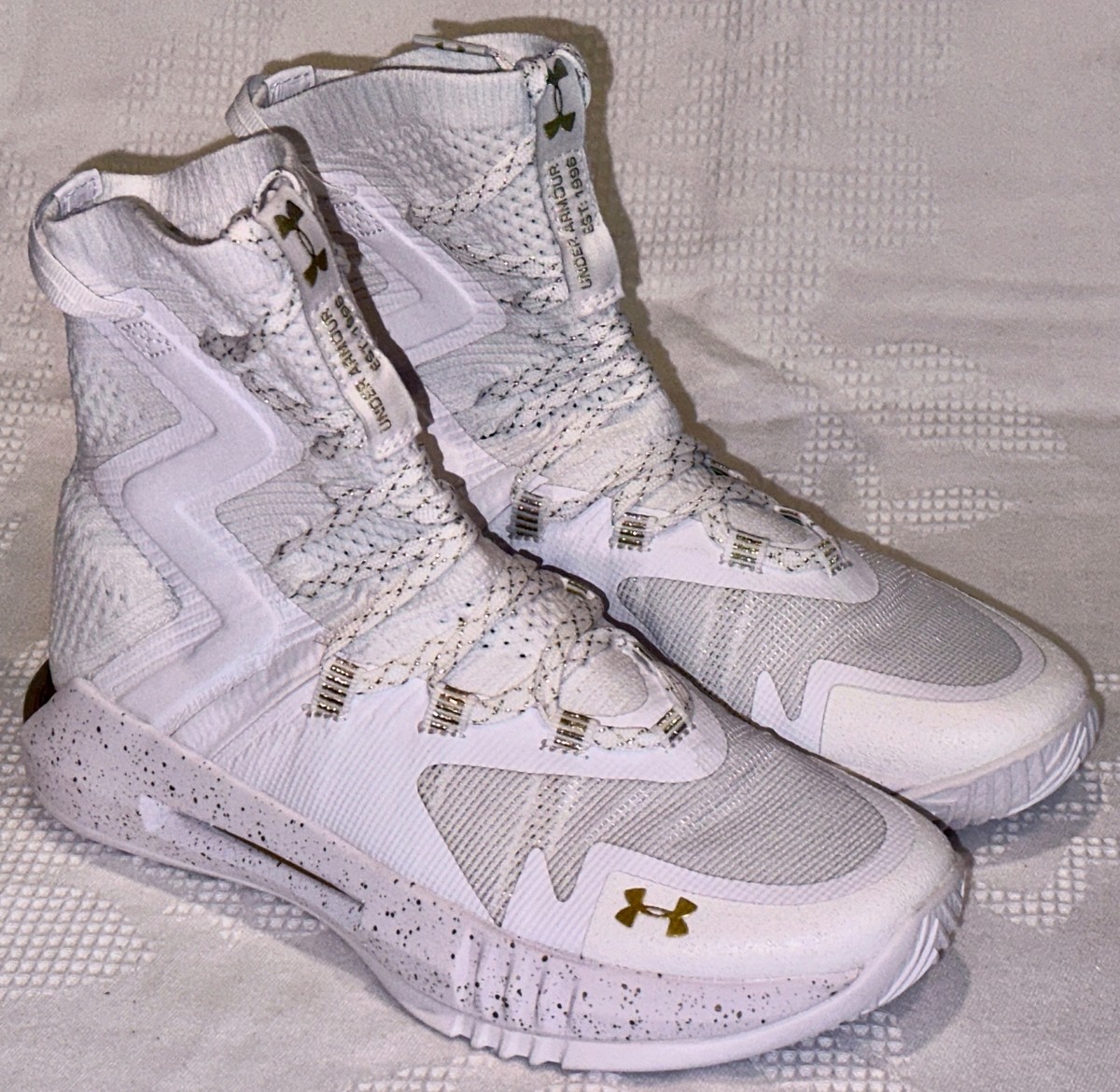 UNDER ARMOUR Highlight Ace 2.0 White Gold Volleyball Shoes
