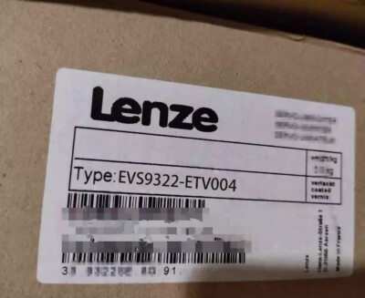 EVS9322-ETV004 Ipcs New Sealed  Lenze Frequency Converter EVS9322-ETV004