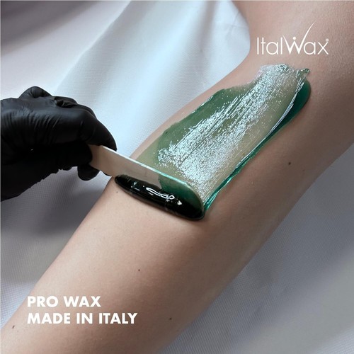 Italwax Azulene 1kg / 2.2lb - Hard wax beads for hair removal - Natural formula - Picture 7 of 9