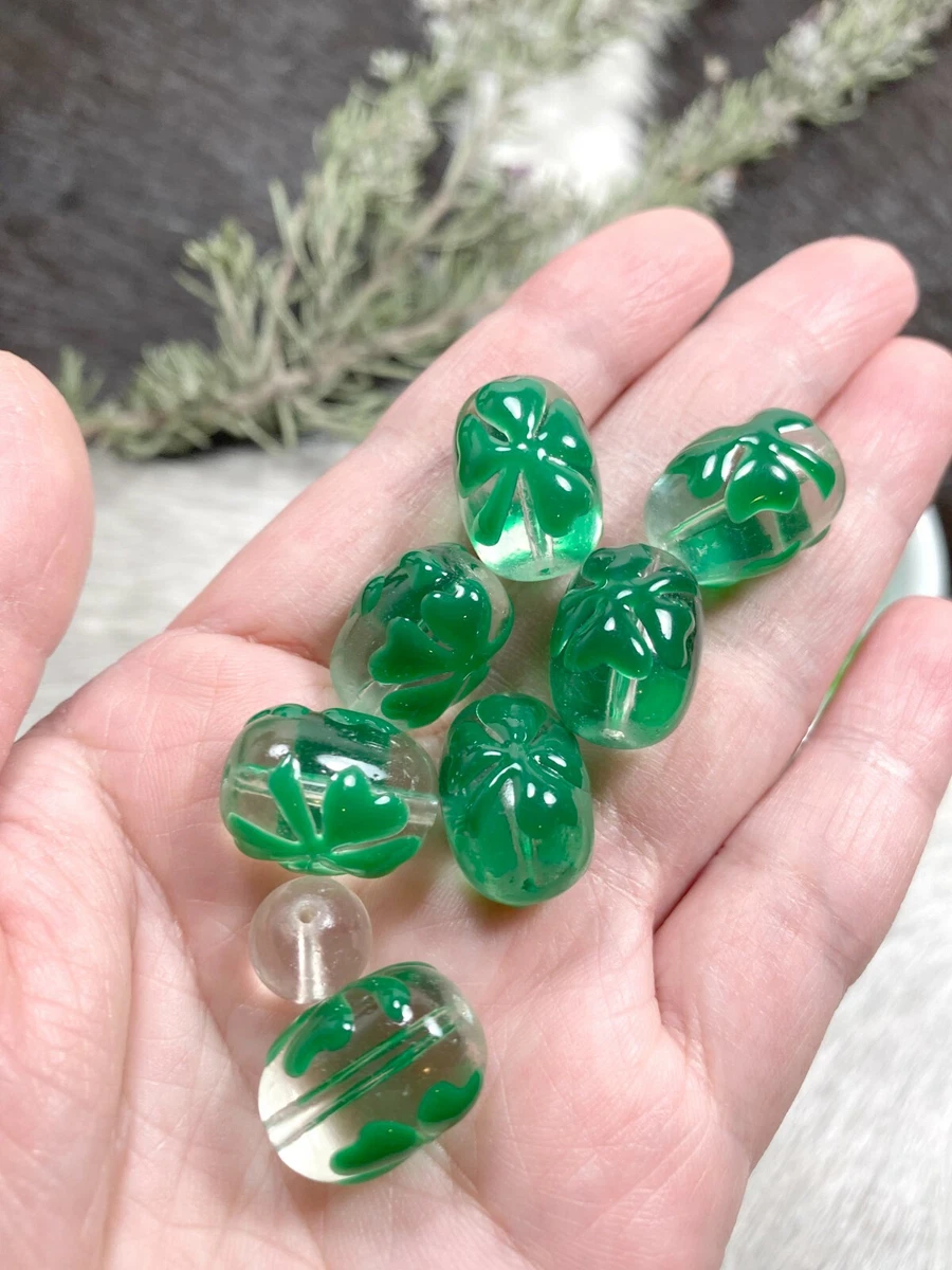 Clover Leaf Beads Glass Beads for Bracelet making 18mm Green Clear Oval 50  pcs