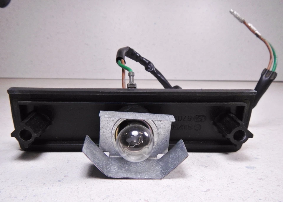 86 HONDA GL1200A GOLD WING LICENSE PLATE LIGHTING HOUSING & HARNESS ASY - Image 3 of 4