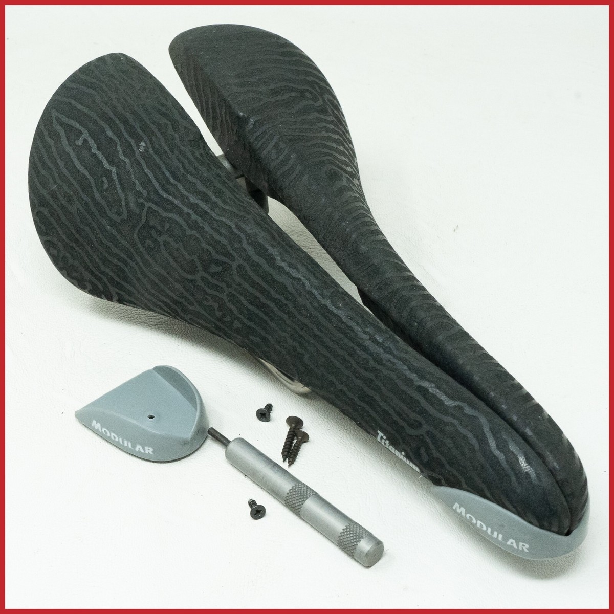 オールドストックSELLE  BASSANO  MODULAR TITANIUM NOS VUELTA BASSANO MODULAR TITANIUM SILIGARDI VINTAGE SADDLE