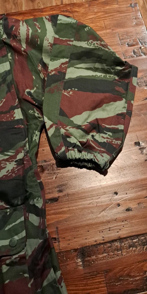 Camouflage Jacket With Elastic In Arms And Bottom Drawstring New - Image 3 of 4