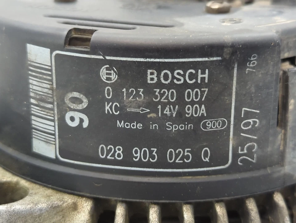 Volkswagen Eurovan 1992 alternador generador conjunto de carga motor fabricante original APBLX Foto 3 de 4