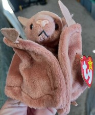 RARE Ty Beanie Baby  BATTY  1996, Retired Tag  See Description PVC in a case