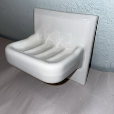 Vintage Off White Classic Ceramic Soap Dish Wall Mount Shower Tub Thinset NOS