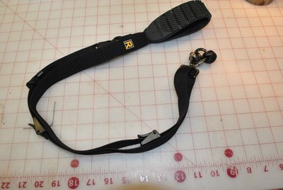 BlackRapid  Classic, Original Camera    Sling Design, Strap for DSLR, Nice!