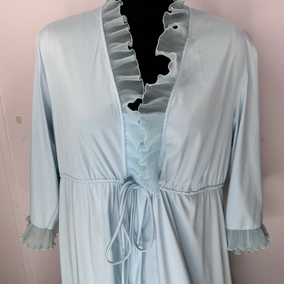 De colección JC Penny Cottagecore Bata Azul Volantes Corbata Cintura M Abuela Núcleo Costero Foto 4 de 4