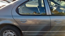 Porte arrière et accessoires Chrysler STRATUS