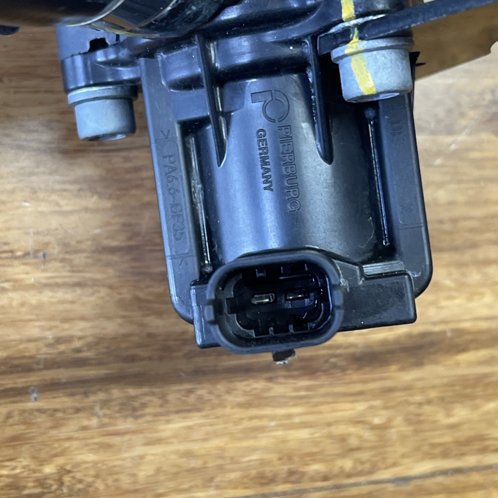 2018-2024 Ferrari Portofino F164 Right Air Intake Solenoid Valve With Pipe OEM