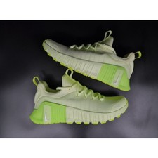 Nike Free Metcon 6 Barely Volt Glow White Women s . SIZE 8.5 - FJ7126-702