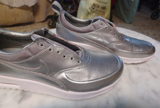 Nike Womens Low-Top Lace-Up Sneakers SZ 7 Sil...