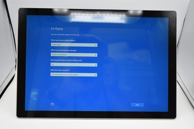 Microsoft Surface Pro 7 i5 8GB RAM 128GB SSD 12.3'' Touch Tablet Windows 11