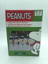 Peanuts Christmas Lighted Pathway Markers Pack Snoopy, Linus, Charlie Brown Lucy