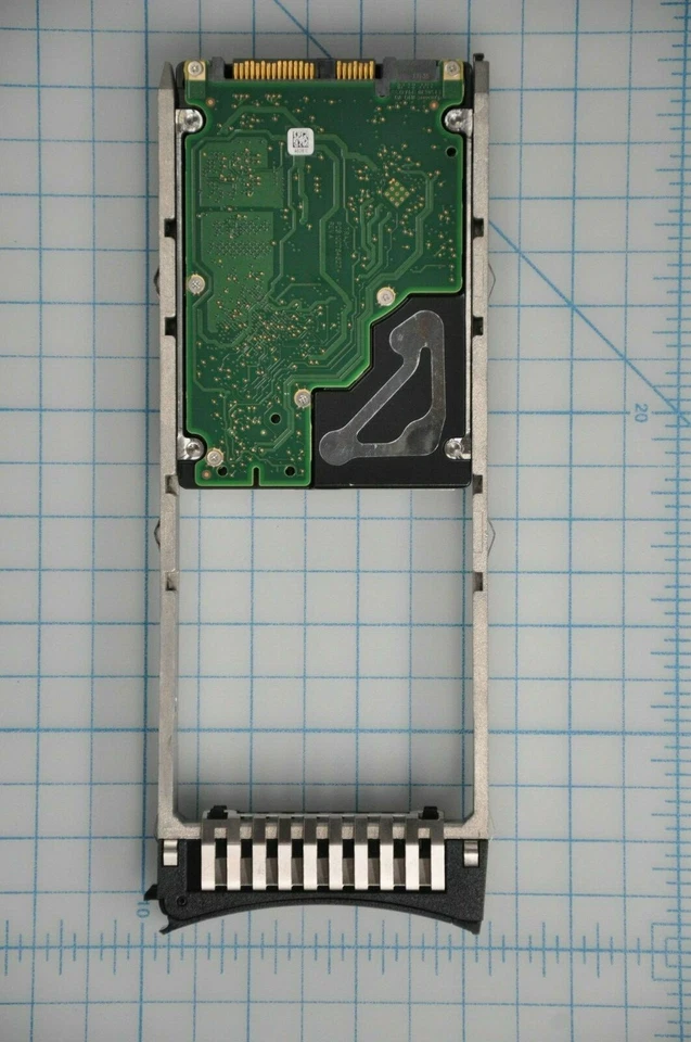 IBM 300GB 10K 64MB SAS-2.5'' ST300MP0015 00WV957 - Image 2 of 3