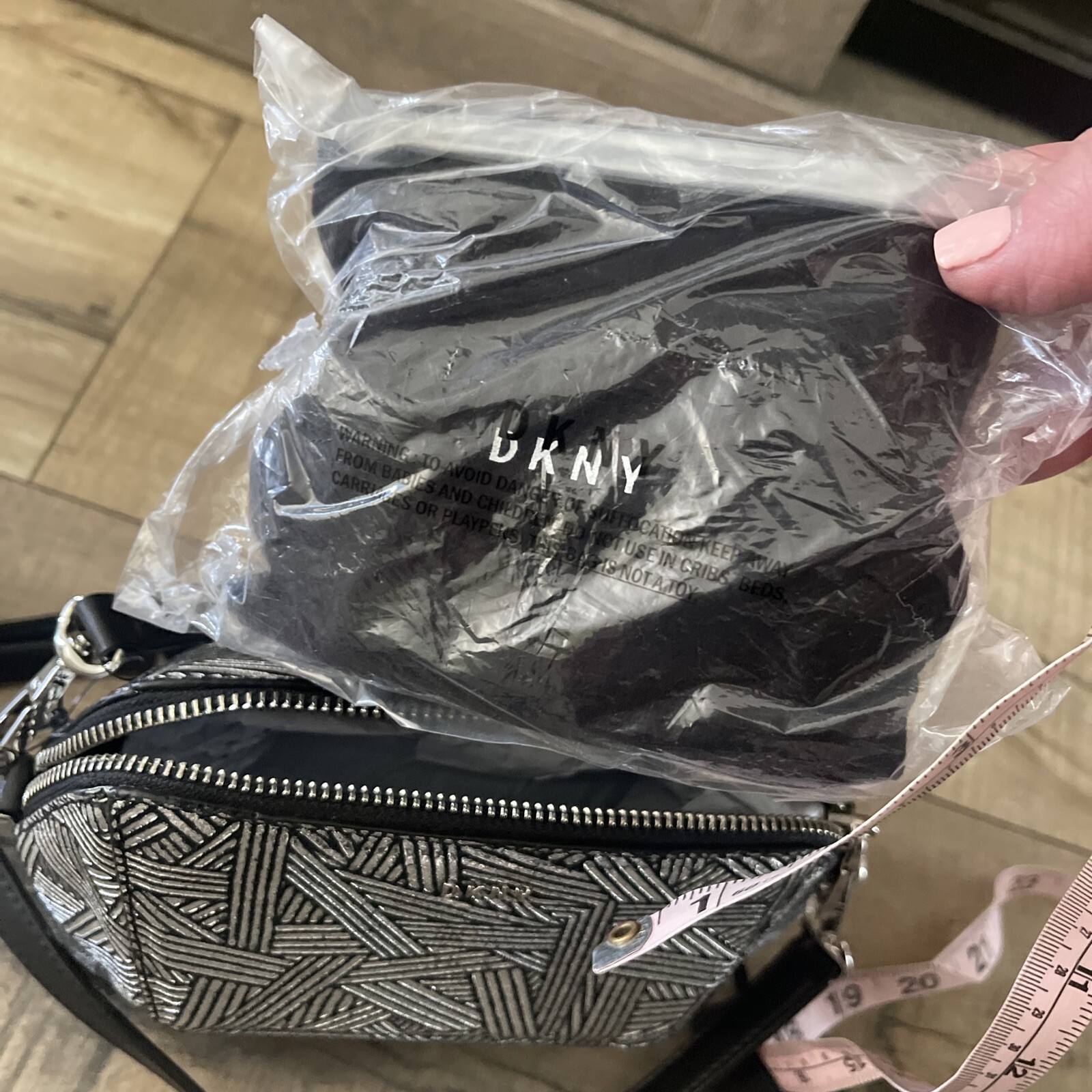 DKNY Silver Geometric Pattern Purse Bag New MSRP $198 Rare image 10