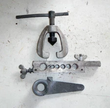 Vintage CHICAGO SPECIALTY Brake Line  Flaring Tool / Bender  set USA