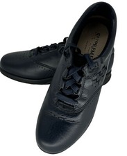 Supremes By SoftSpots Navy Climate Control Comfort Shoes Womens Size 8.5 N