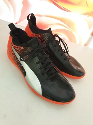 astro turf trainers size 9.5