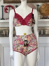 SPRING SALE VTG NWT 1980s Vanity Fair Panty and Bra Set, Florals, 34 D
