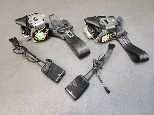 Jeu 2 ceintures sécurité avant - Volkswagen Golf 6 VI 3 portes - Photo 2/4